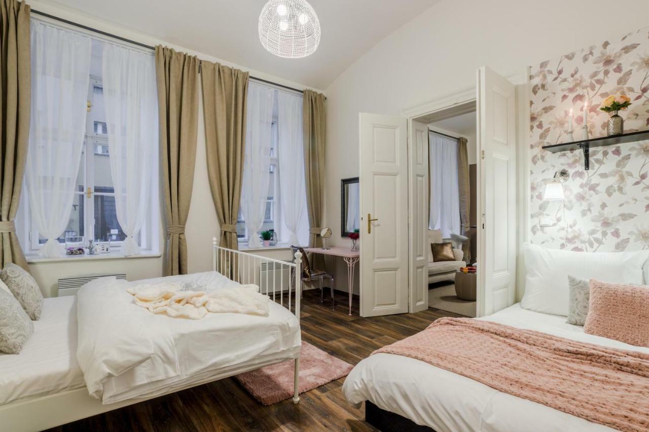Prague Apt Near Charles Bridge By Michal&Friends Luaran gambar