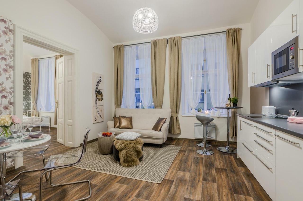 Prague Apt Near Charles Bridge By Michal&Friends Luaran gambar