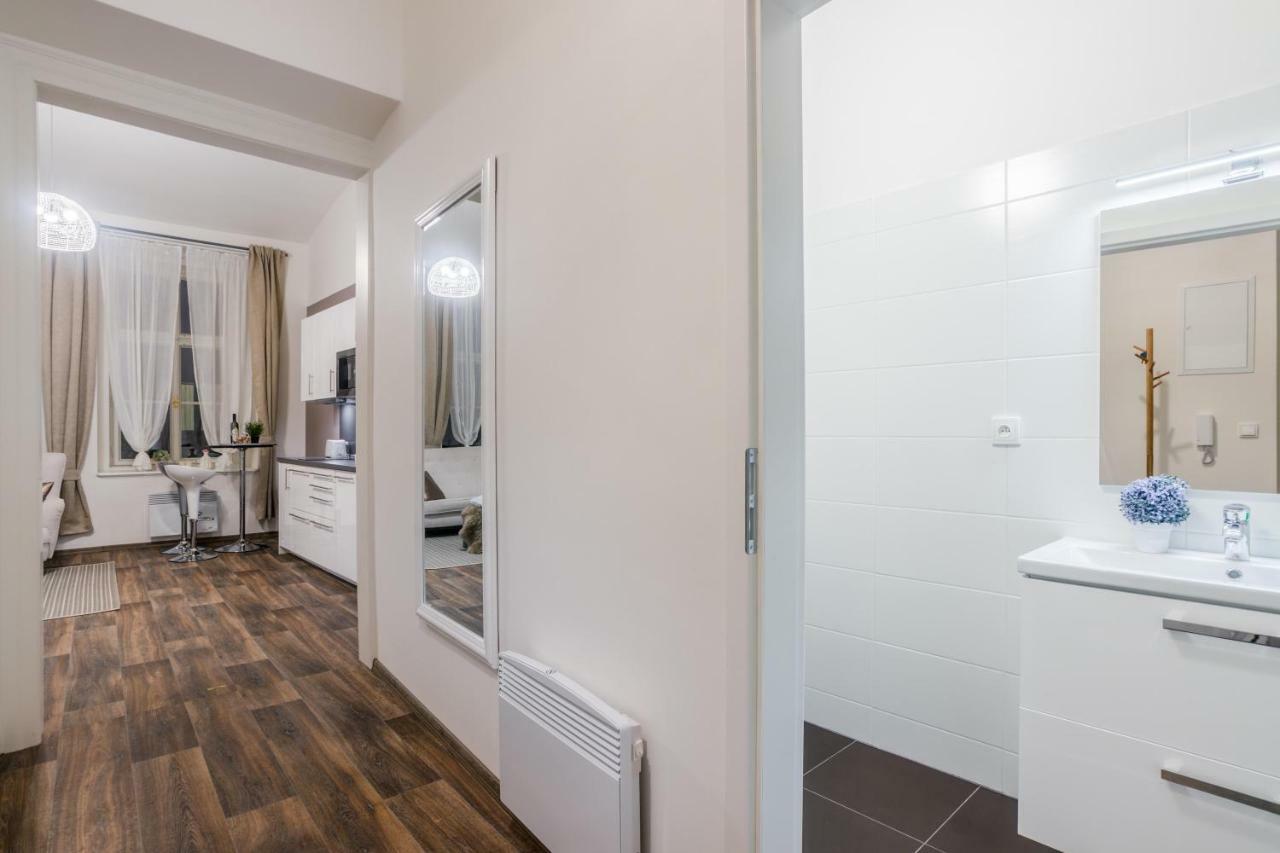 Prague Apt Near Charles Bridge By Michal&Friends Luaran gambar